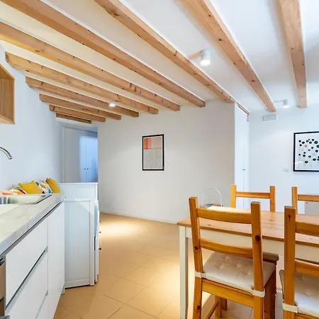 Dos Guindais - Turismo Urbano, Miradouro Daire *